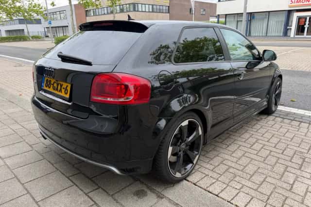 Audi S3 (2008) thumbnail 6