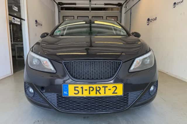 SEAT Ibiza (2011) thumbnail 4
