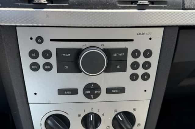 Opel Meriva (2006) thumbnail 3
