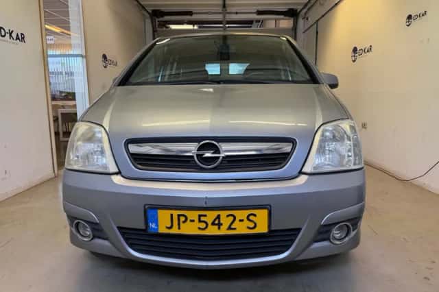 Opel Meriva (2006) thumbnail 4