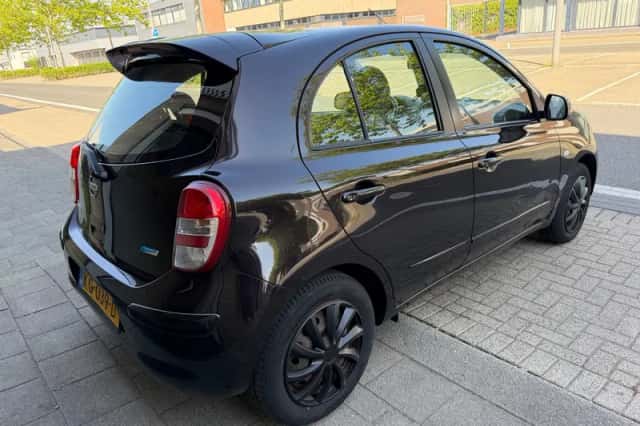 Nissan Micra (2011) thumbnail 6