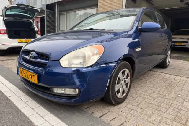 Hyundai ACCENT (2008) thumbnail 1
