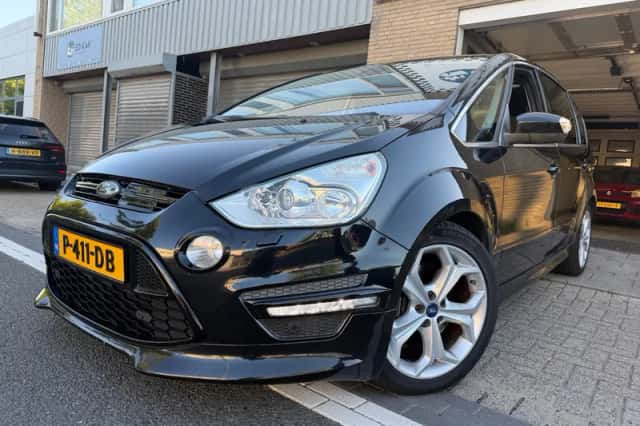 Ford S-Max (2015) thumbnail 1