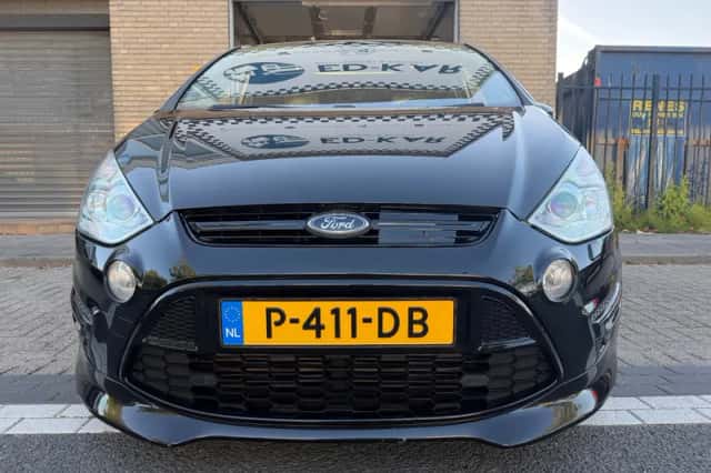 Ford S-Max (2015) thumbnail 5