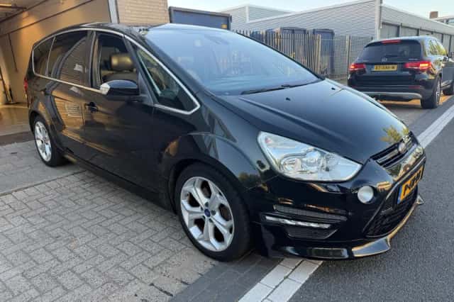 Ford S-Max (2015) thumbnail 6