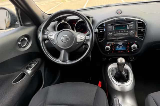 Nissan Juke (2012) thumbnail 2