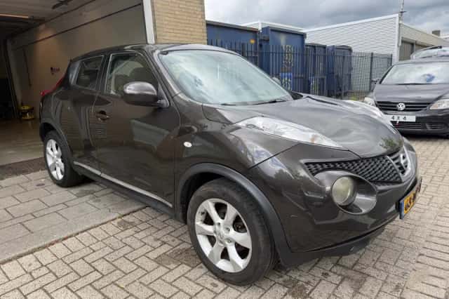 Nissan Juke (2012) thumbnail 5