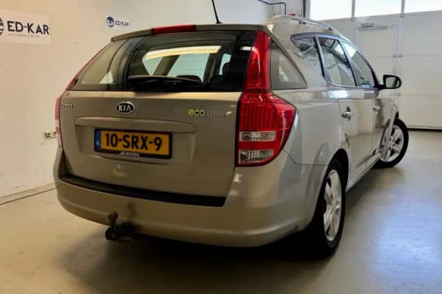 Kia Ceed (2011) thumbnail 6