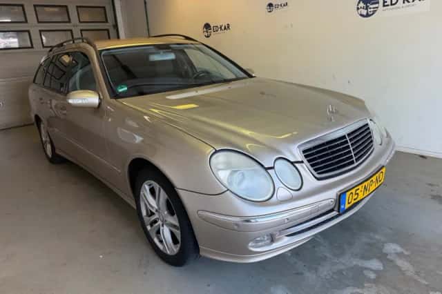 Mercedes-Benz E-Klasse (2004) thumbnail 5