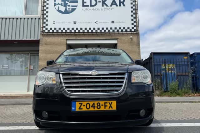 Chrysler GRAND VOYAGER (2010) thumbnail 4