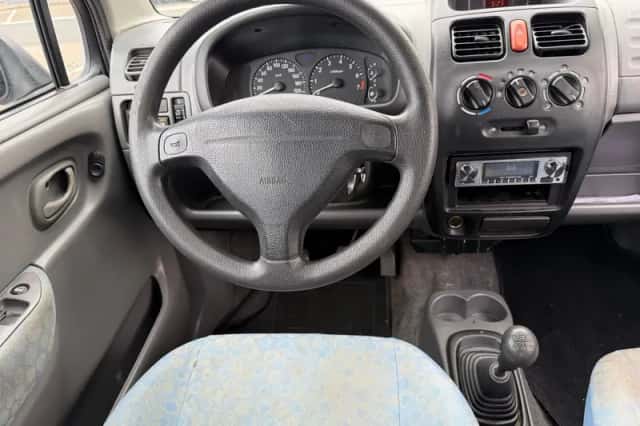 Suzuki WAGON R+ (2002) thumbnail 2