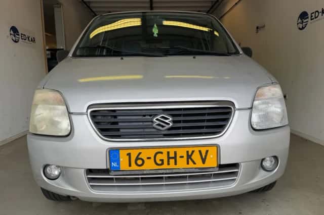 Suzuki WAGON R+ (2000) thumbnail 4
