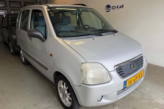 Suzuki WAGON R+ (2000) thumbnail 5