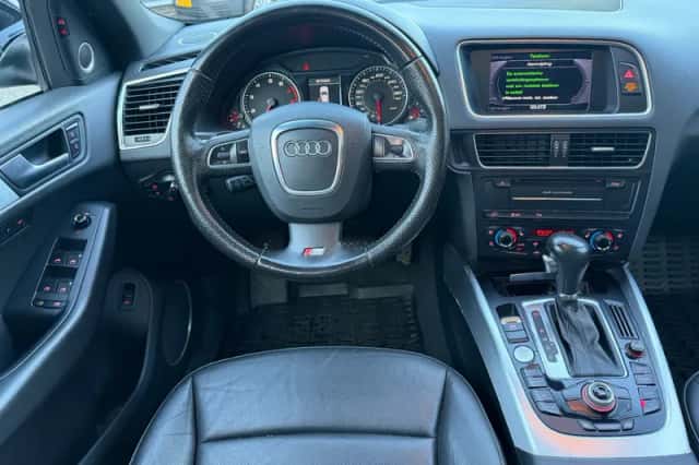 Audi Q5 (2012) thumbnail 2