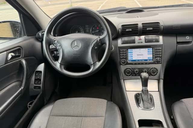 Mercedes-Benz C-Klasse (2005) thumbnail 2
