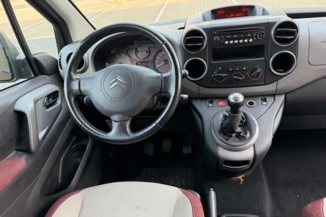 Citroën Berlingo (2012) thumbnail 2