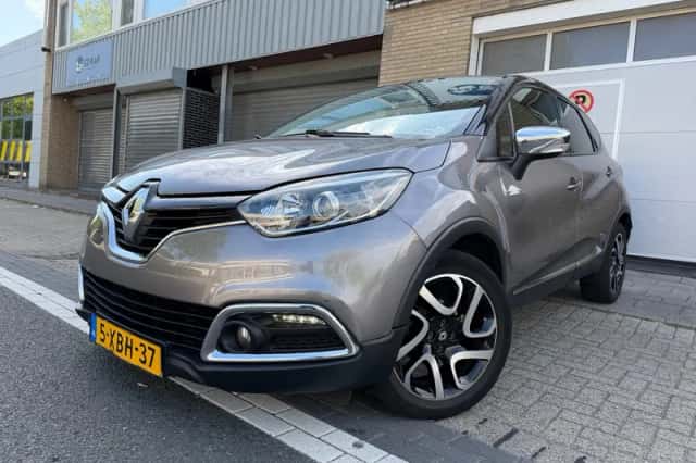 Renault Captur (2014) thumbnail 1