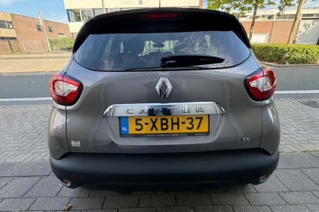 Renault Captur (2014) thumbnail 6