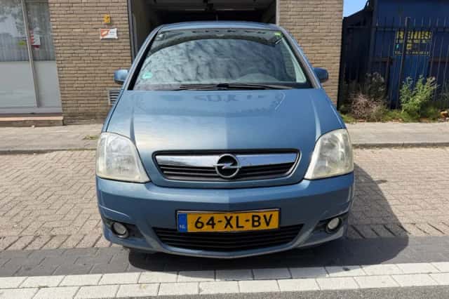 Opel Meriva (2007) thumbnail 4