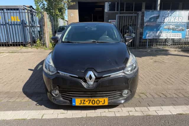 Renault Clio (2014) thumbnail 4