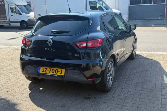 Renault Clio (2014) thumbnail 6
