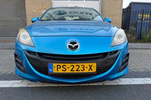 Mazda 3 (2009) thumbnail 4
