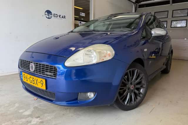 Fiat Grande Punto (2008) thumbnail 1