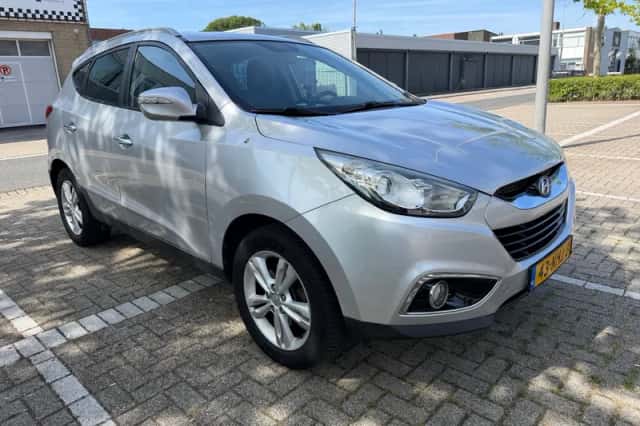 Hyundai ix35 (2010) thumbnail 4