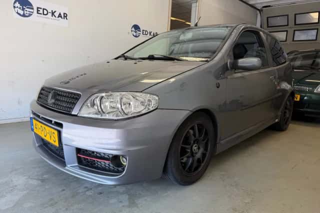 Fiat Punto (2004) thumbnail 1