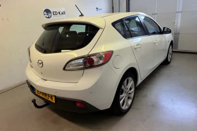Mazda 3 (2011) thumbnail 6