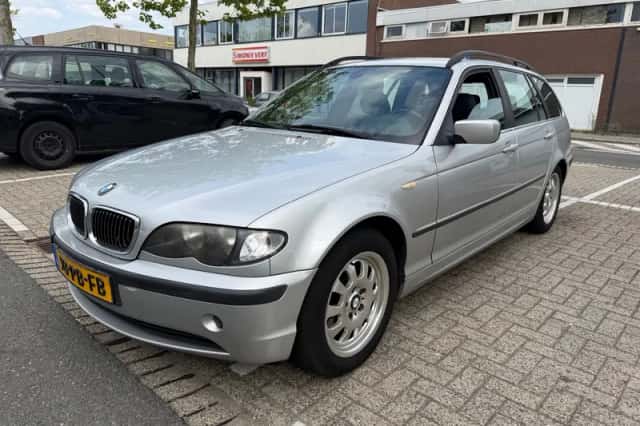BMW 3-Serie (2004) thumbnail 1