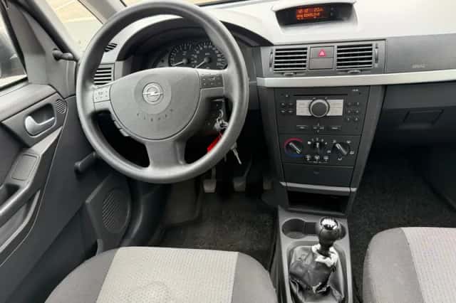 Opel Meriva (2005) thumbnail 2