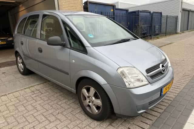 Opel Meriva (2005) thumbnail 5