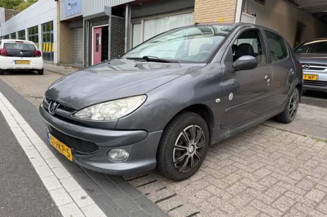 Peugeot 206 (2008) thumbnail 1