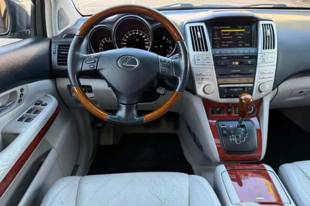 Lexus RX (2005) thumbnail 2