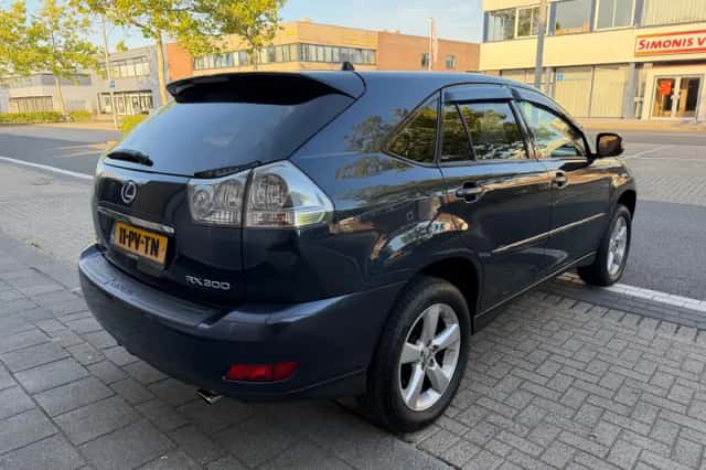 Lexus RX (2005) thumbnail 6