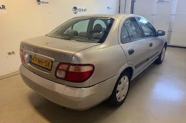 Nissan ALMERA (2003) thumbnail 6