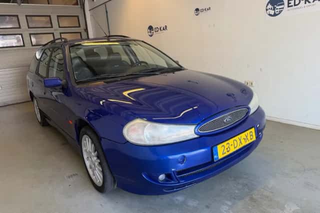 Ford Mondeo (2000) thumbnail 5