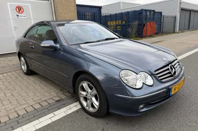 Mercedes-Benz CLK-Klasse (2005) thumbnail 5