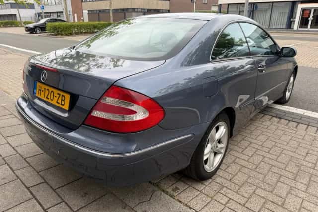 Mercedes-Benz CLK-Klasse (2005) thumbnail 6