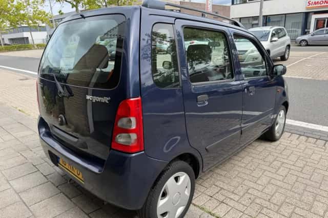 Suzuki WAGON R+ (2001) thumbnail 6