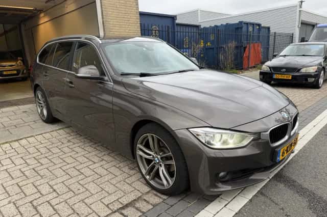 BMW 3-Serie (2013) thumbnail 5