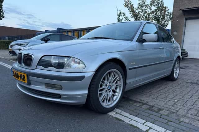 BMW 3-Serie (1999) thumbnail 1