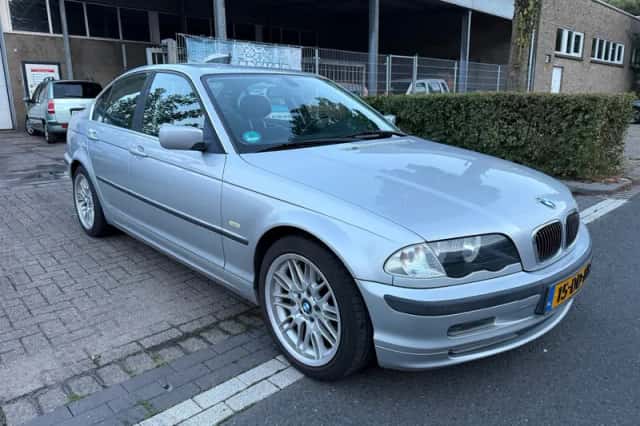 BMW 3-Serie (1999) thumbnail 6