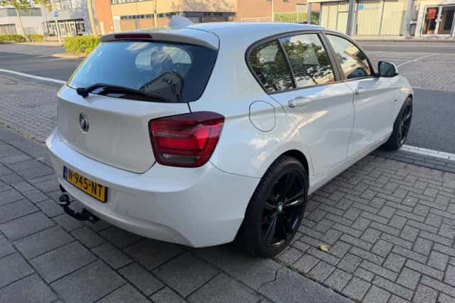BMW 1-Serie (2012) thumbnail 6