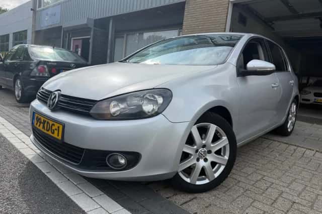 Volkswagen Golf (2008) thumbnail 1
