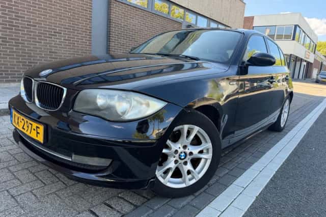 BMW 1-Serie (2008) thumbnail 1