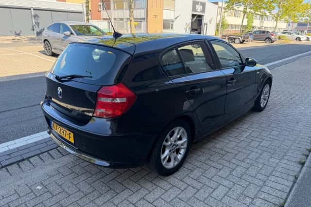 BMW 1-Serie (2008) thumbnail 6