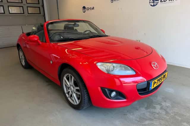 Mazda MX-5 (2009) thumbnail 5