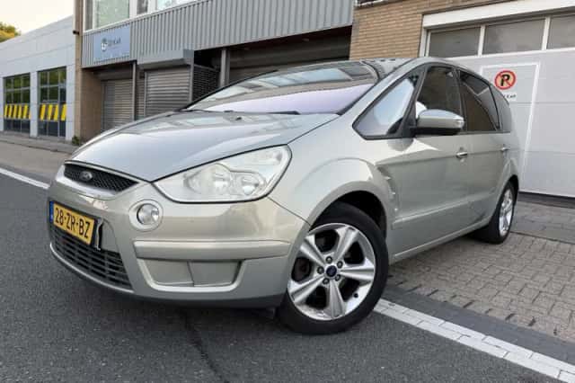 Ford S-Max (2008) thumbnail 1